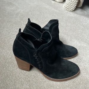 Sam Edelman black suede booties size 9